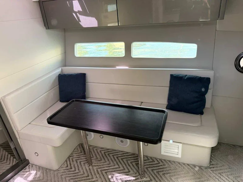 Slide: The Image of Schaefer 400 Sport 2023 - 1
