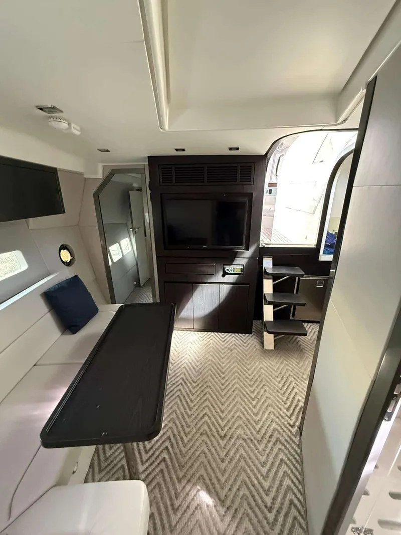 Slide: The Image of Schaefer 400 Sport 2023 - 10