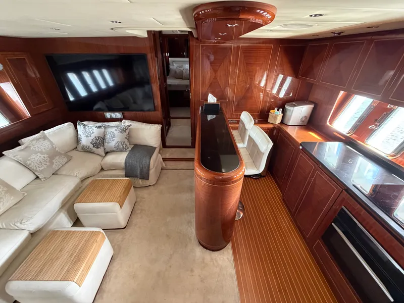 Slide: The Image of Mangusta 72 2004 - 2