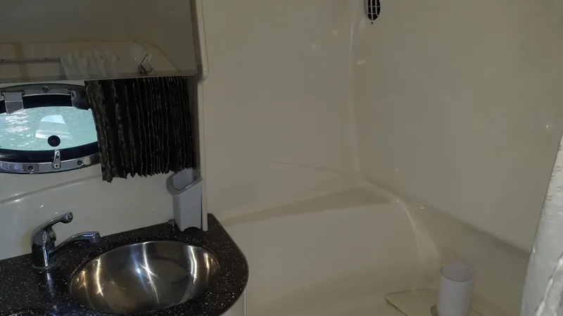 Slide: The Image of Formula 370 Super Sport 2004 - 13