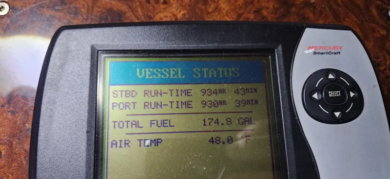 Slide: The Image of Formula 370 Super Sport 2004 - 18