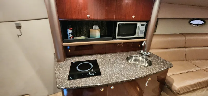 Slide: The Image of Formula 370 Super Sport 2004 - 8