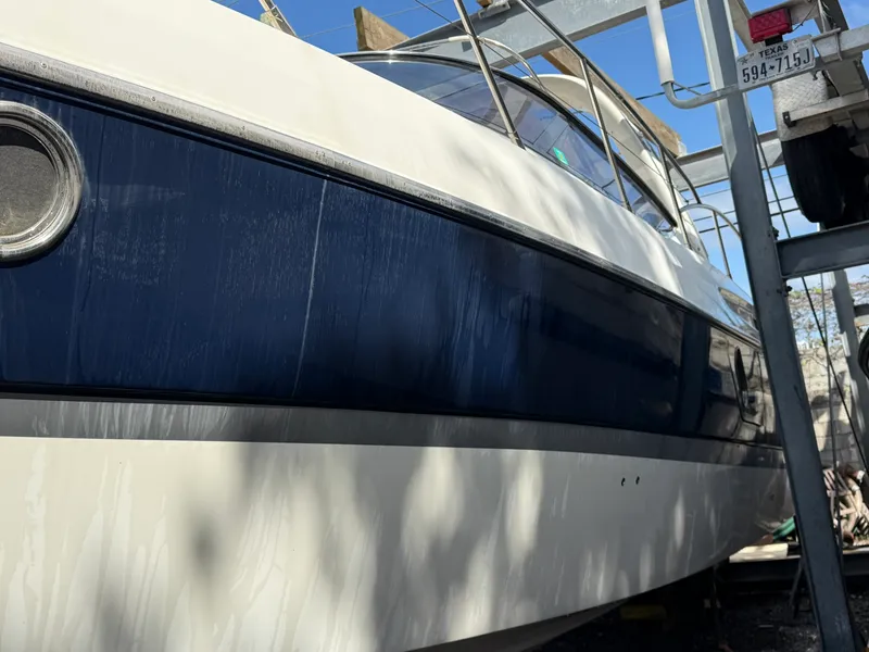 Slide: The Image of Cranchi Endurance 41 2009 - 22