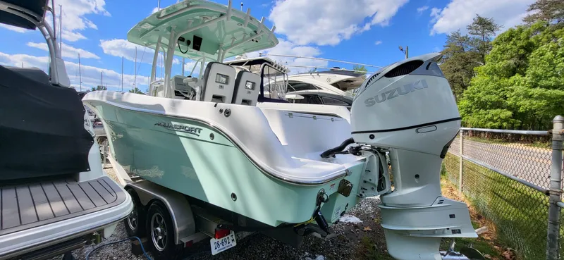 Slide: The Image of Aquasport 2500 Center Console 2021 - 20