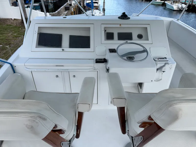 Slide: The Image of Ocean Yachts 55 Super Sport 1985 - 4