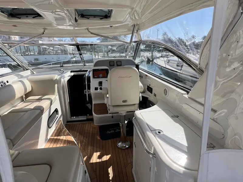 Slide: The Image of Chris-Craft Roamer 40 2007 - 15