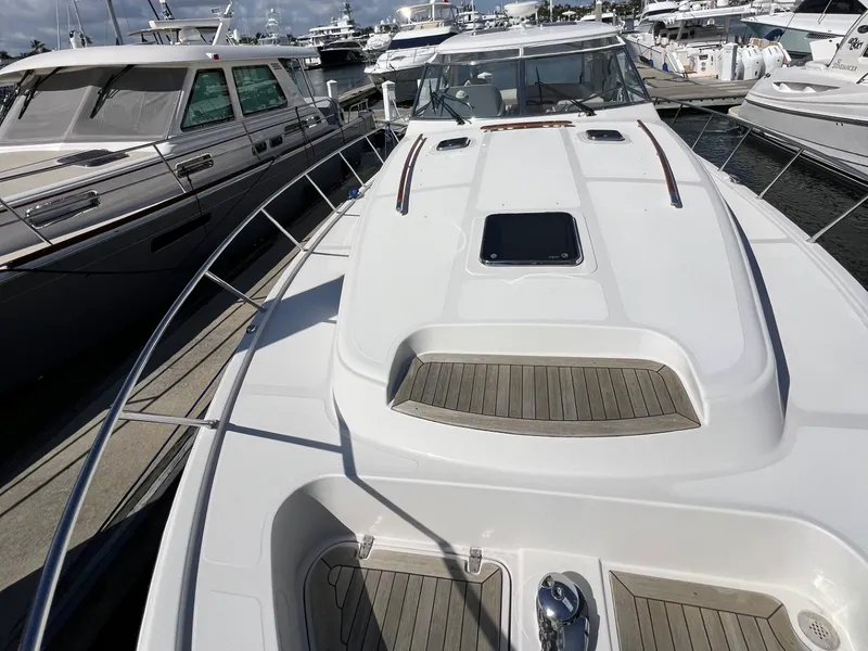 Slide: The Image of Chris-Craft Roamer 40 2007 - 24