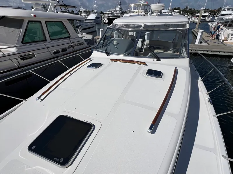 Slide: The Image of Chris-Craft Roamer 40 2007 - 27