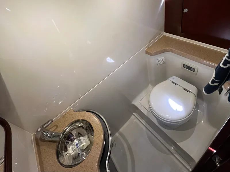 Slide: The Image of Chris-Craft Roamer 40 2007 - 41