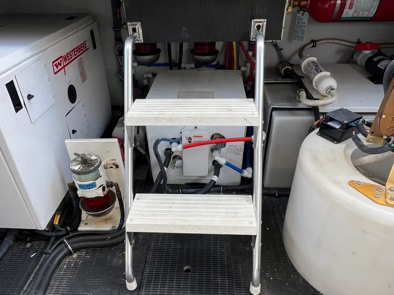 Slide: The Image of Chris-Craft Roamer 40 2007 - 51