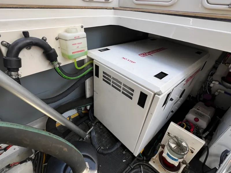 Slide: The Image of Chris-Craft Roamer 40 2007 - 54