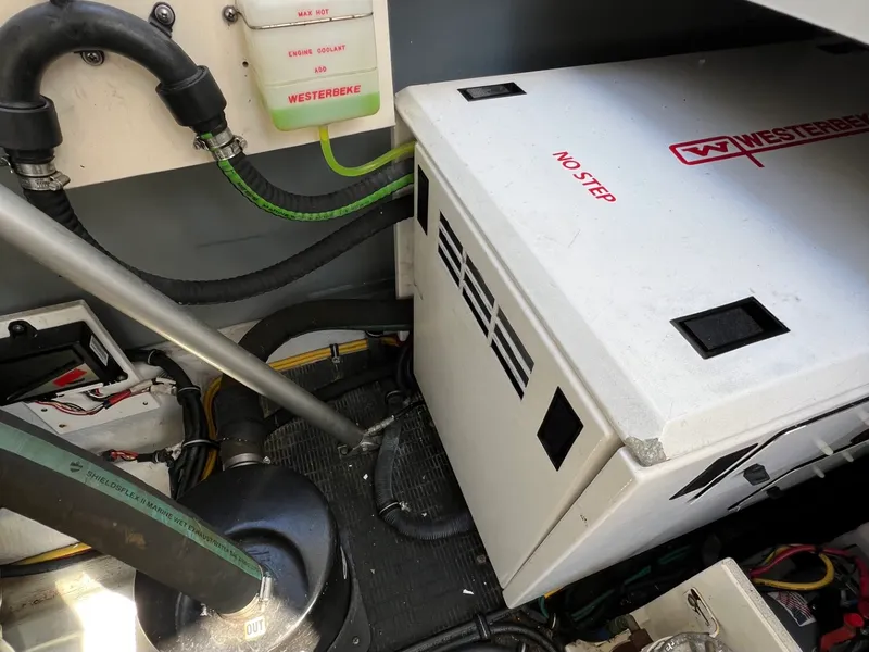 Slide: The Image of Chris-Craft Roamer 40 2007 - 55