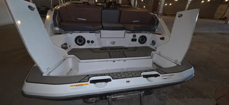 Slide: The Image of Scarab 255 2018 - 15