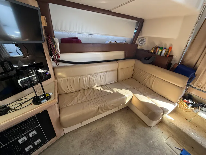 Slide: The Image of Carver Yachts 350 Mariner 2000 - 6