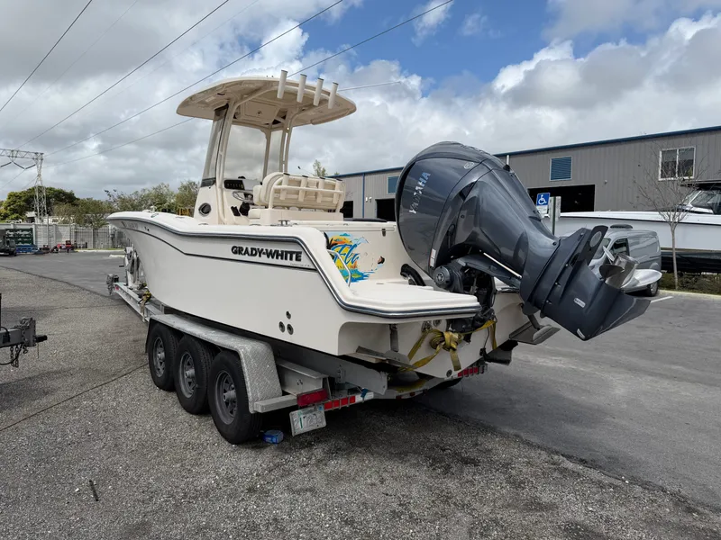 Slide: The Image of Grady White 236 Fisherman 2022 - 6