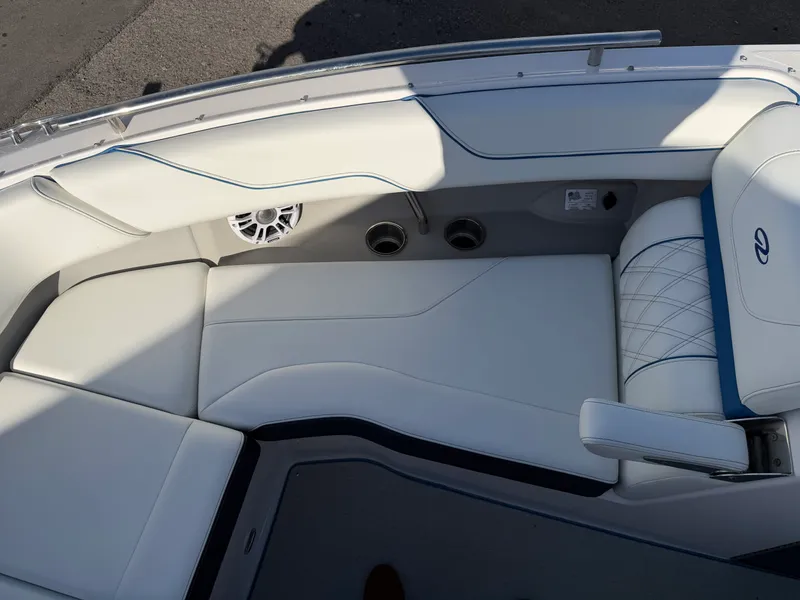 Slide: The Image of Regal LX6 2023 - 8