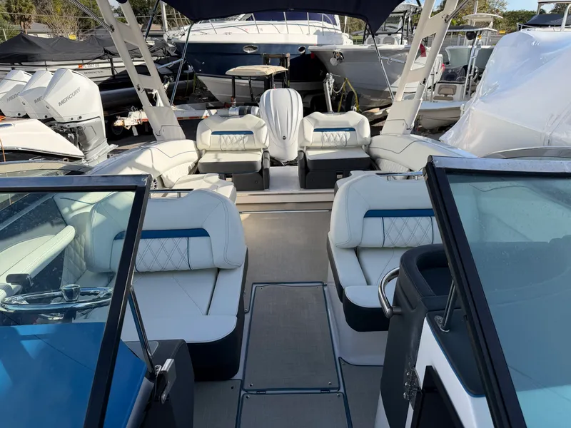 Slide: The Image of Regal LX6 2023 - 9