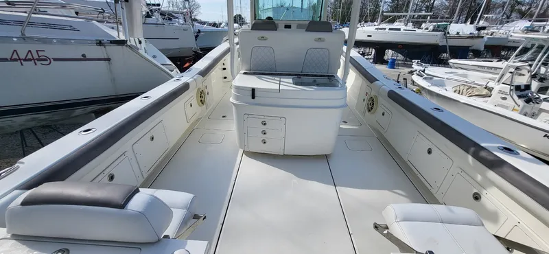 Slide: The Image of World Cat 320 CC 2019 - 15