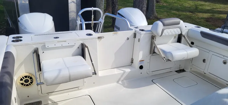 Slide: The Image of World Cat 320 CC 2019 - 18