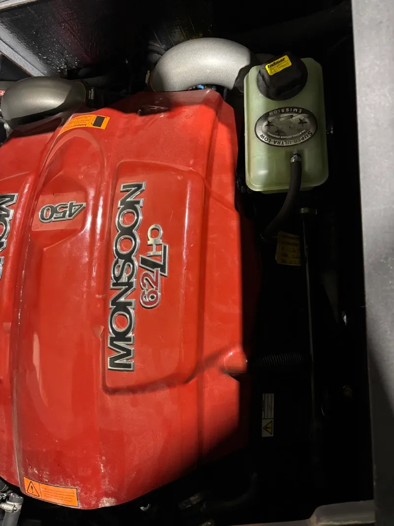 Slide: The Image of Malibu Wakesetter 23 LSV 2020 - 38