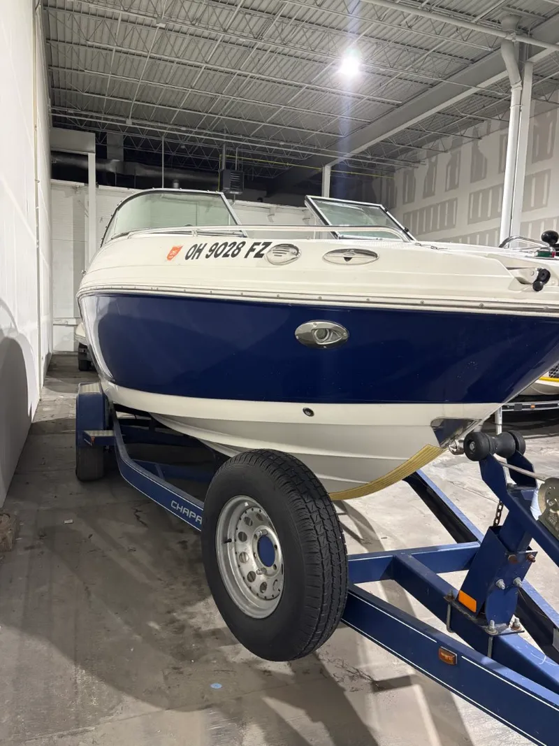 Slide: The Image of Chaparral 246SSI 2008 - 10