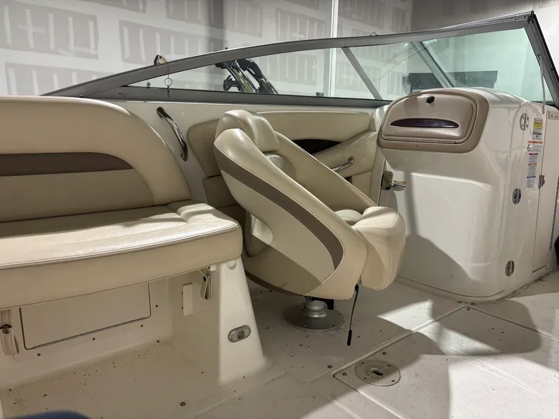 Slide: The Image of Chaparral 246SSI 2008 - 29