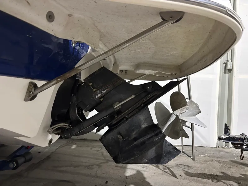 Slide: The Image of Chaparral 246SSI 2008 - 36