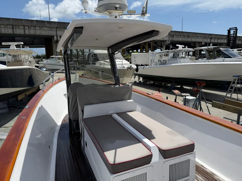 Slide: The Image of Custom 28 CC 2013 - 13