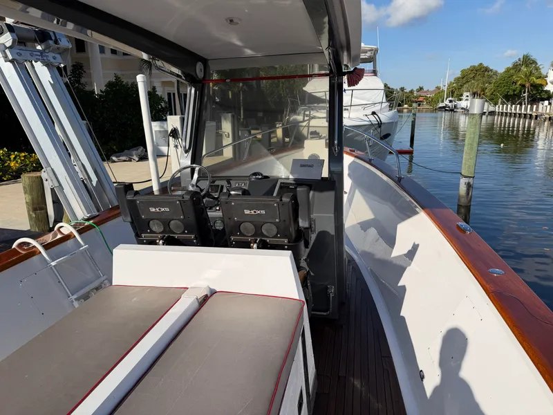 Slide: The Image of Custom 28 CC 2013 - 17