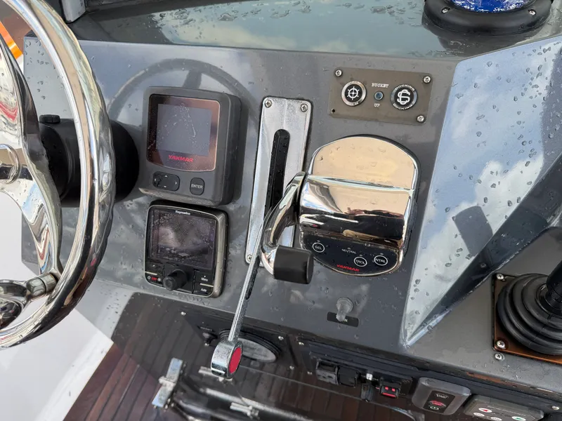 Slide: The Image of Custom 28 CC 2013 - 22