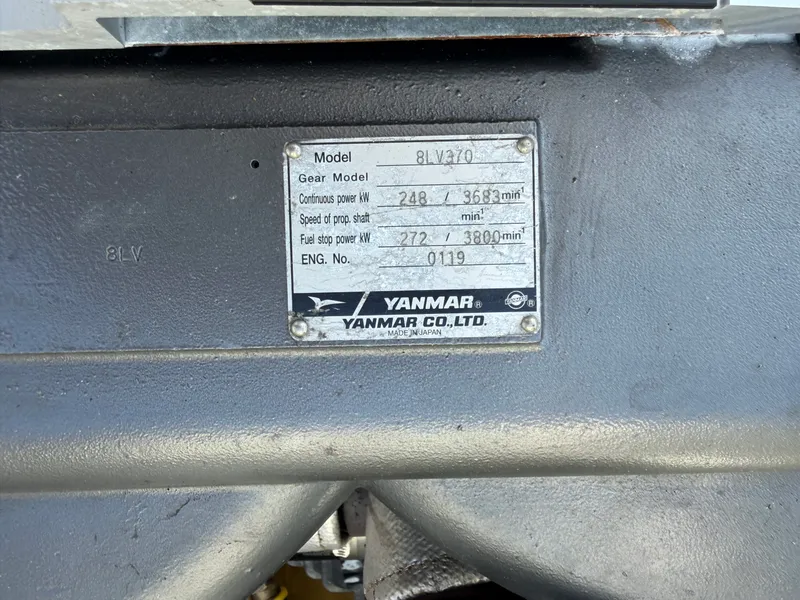 Slide: The Image of Custom 28 CC 2013 - 27