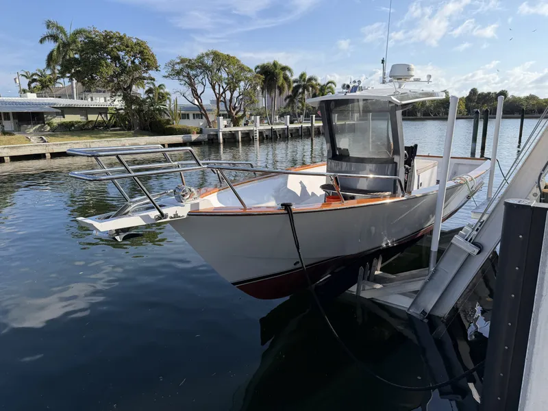 Slide: The Image of Custom 28 CC 2013 - 4