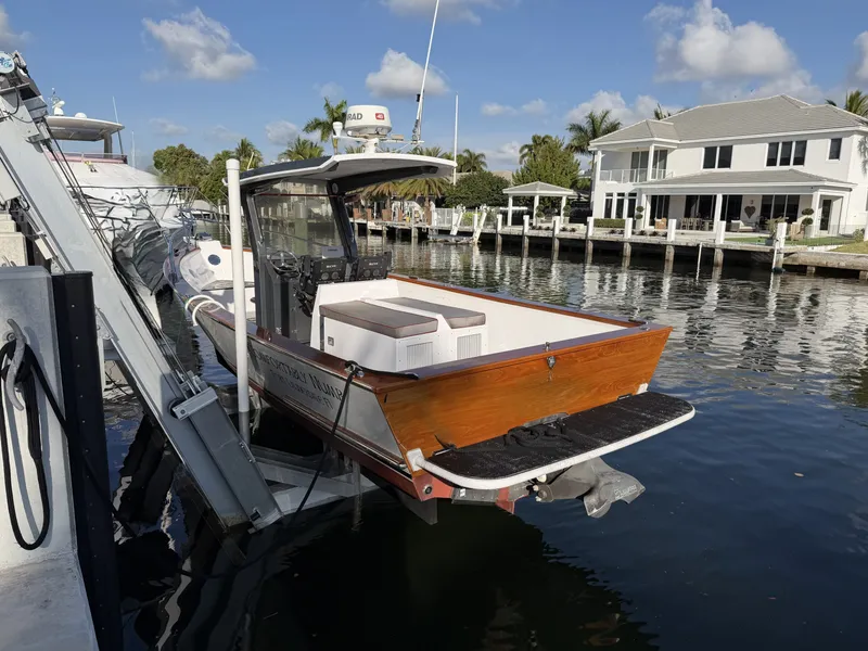 Slide: The Image of Custom 28 CC 2013 - 6