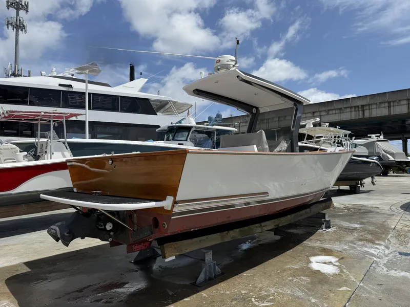 Slide: The Image of Custom 28 CC 2013 - 9