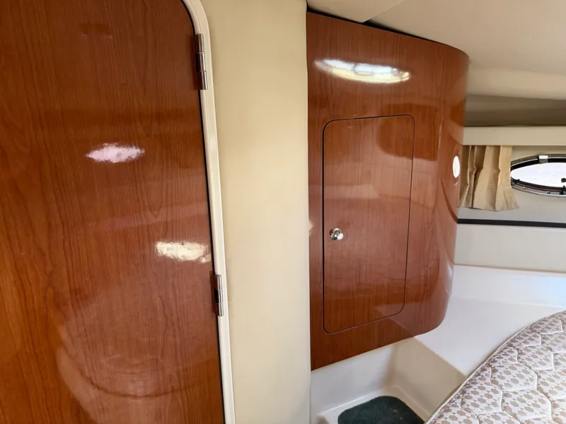 Slide: The Image of Regal 3860 Commodore 2005 - 18