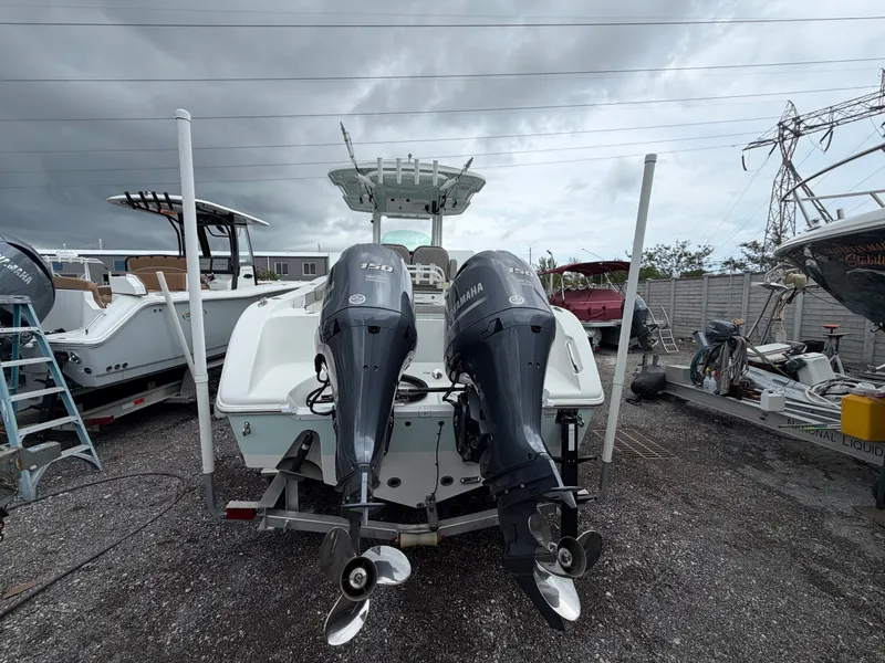 Slide: The Image of Sea Pro 259 Sport 2023 - 16