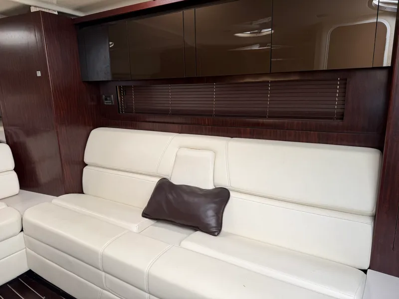 Slide: The Image of Monterey 355 SY 2017 - 21