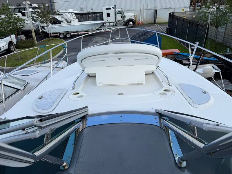 Slide: The Image of Monterey 355 SY 2017 - 23