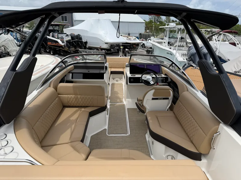 The Image of Sea Ray SLX 230 2019 - undefined