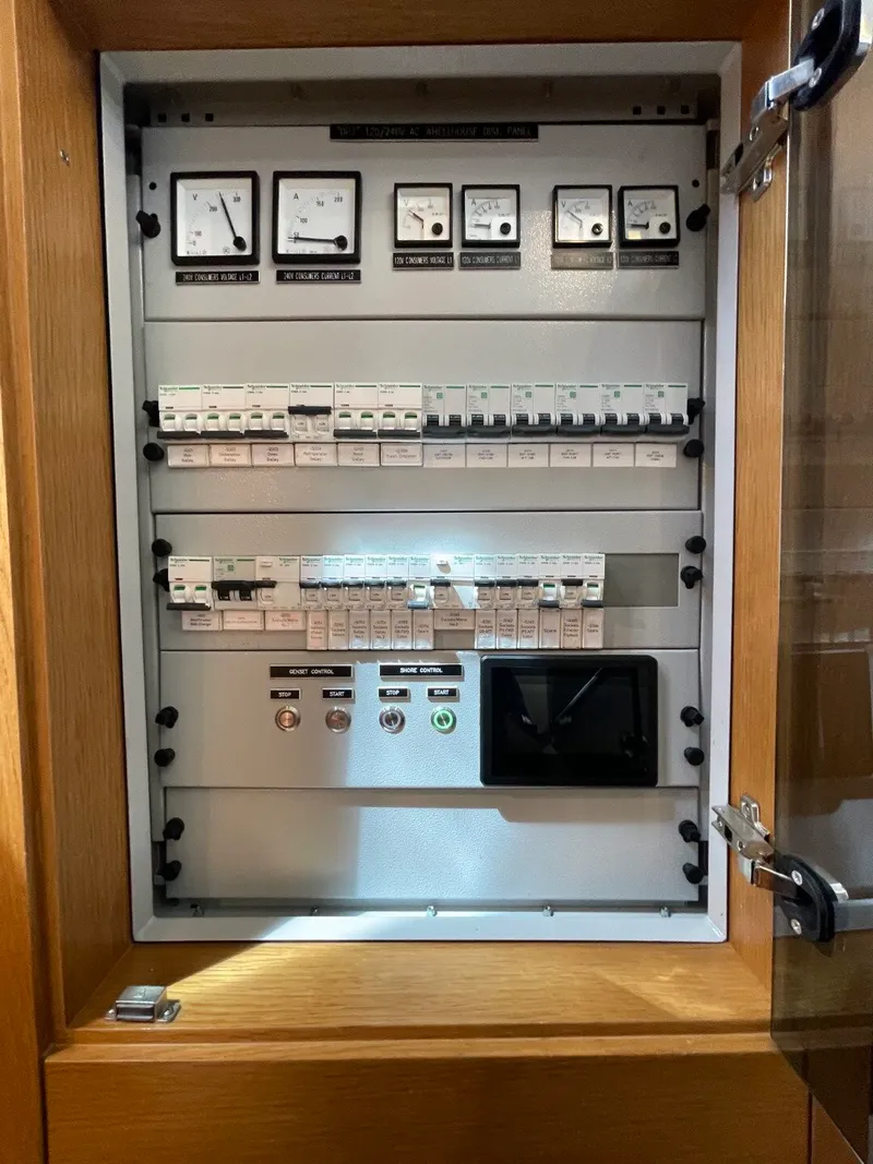 Slide: The Image of Serenity 64 2018 - 75