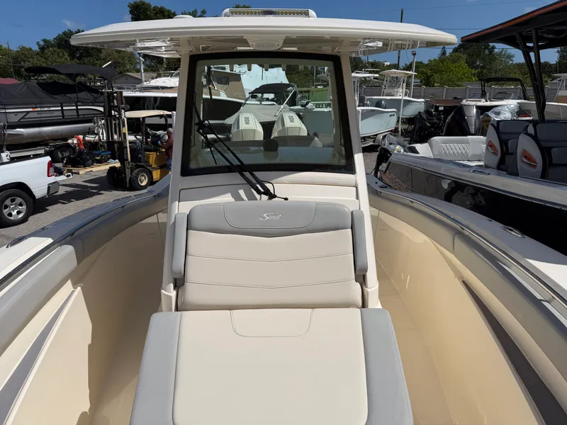 Slide: The Image of Scout 305 LXF 2023 - 14