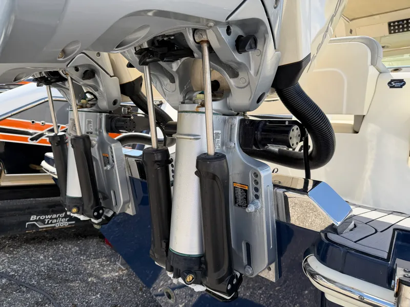 Slide: The Image of Scout 305 LXF 2023 - 20