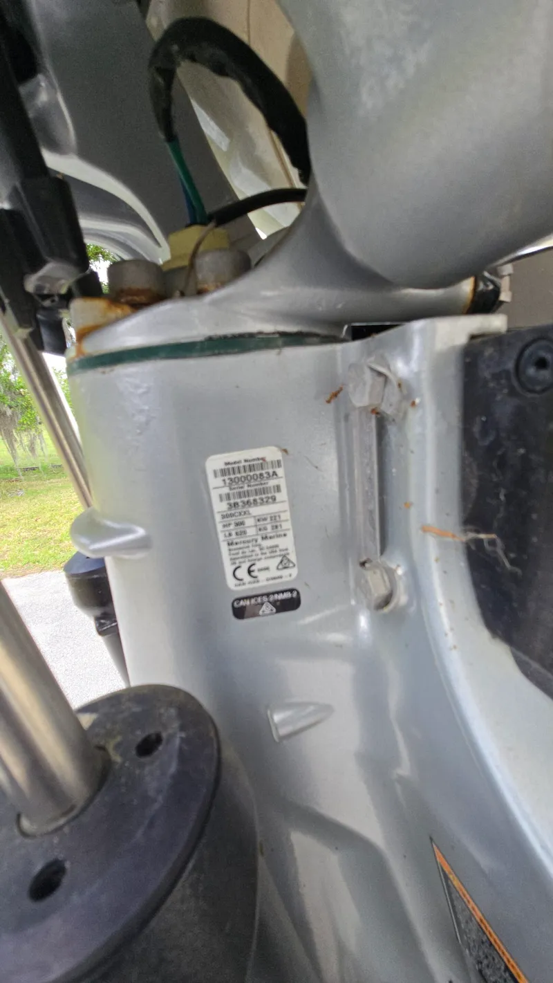 Slide: The Image of Scout 305 LXF 2023 - 28