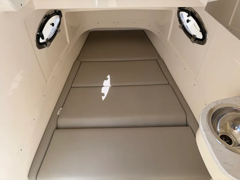 Slide: The Image of Scout 305 LXF 2023 - 5