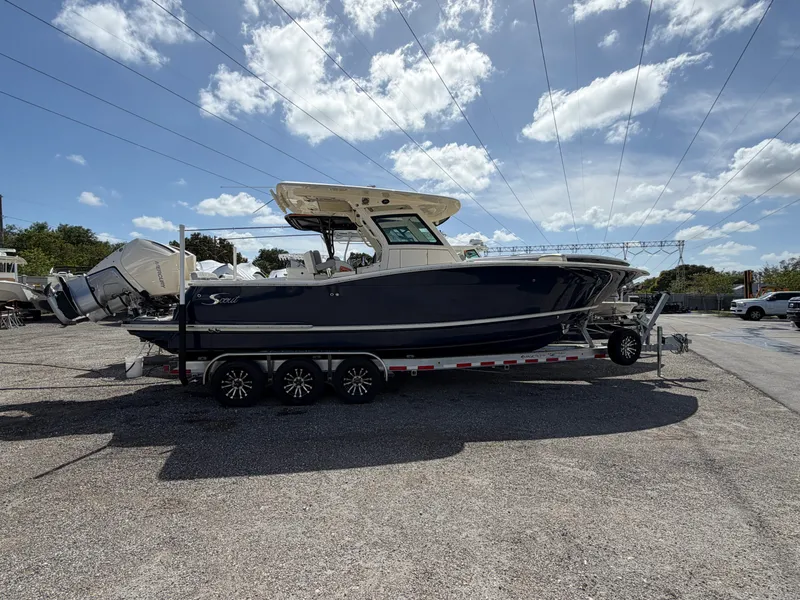 Slide: The Image of Scout 305 LXF 2023 - 9