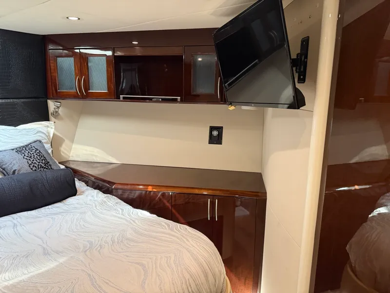 Slide: The Image of Lazzara Yachts 75 LSX 2008 - 38