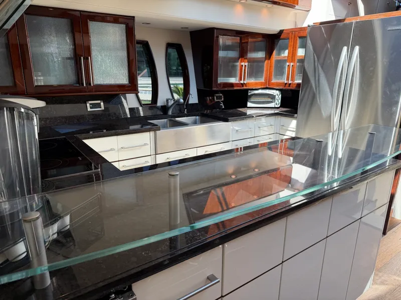 Slide: The Image of Lazzara Yachts 75 LSX 2008 - 19
