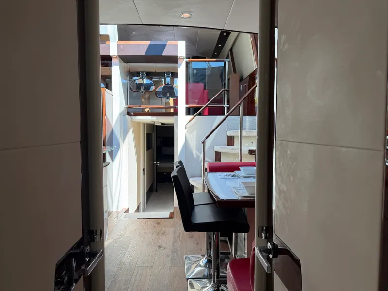 Slide: The Image of Lazzara Yachts 75 LSX 2008 - 33