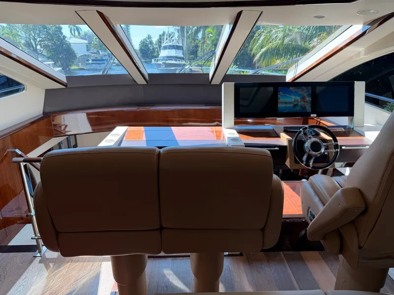 Slide: The Image of Lazzara Yachts 75 LSX 2008 - 18