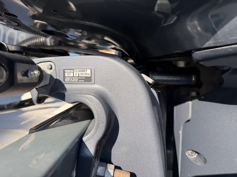 Slide: The Image of Ocean 55 Sport Convertible 1984 - 14